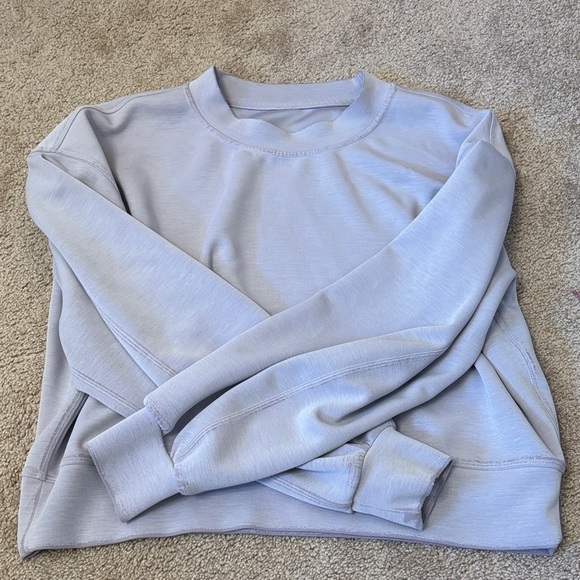 Lululemon Athletica Softstreme Pullover Crew Women's Size 6 Light Purple Soft - Picture 2 of 7